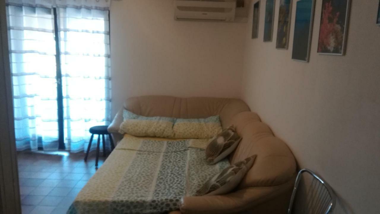 Apartment Stinica 26 E Jablanac Bagian luar foto